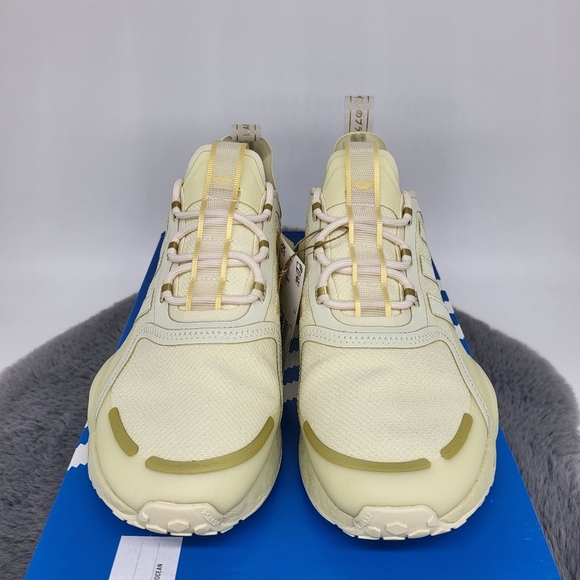 New adidas NMD_V3 Women's Running Shoes Size 8.5 - Picture 3 of 7